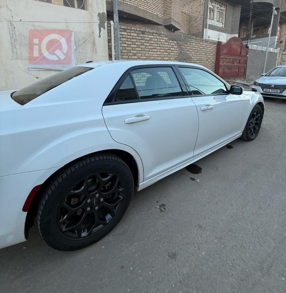 Chrysler 300
